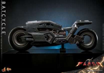 The Flash Movie Masterpiece Fahrzeug 1/6 Batcycle 56 cm – Bild 6
