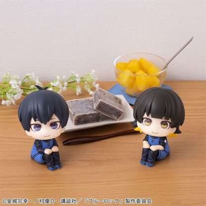 Blue Lock Look Up PVC Statue Meguru Bachira 11 cm – Bild 8