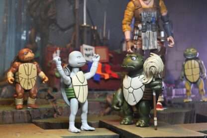 Teenage Mutant Ninja Turtles: The Last Ronin Actionfigur Ultimate Casey Marie with Baby Odyn & Uno 17 cm – Bild 7