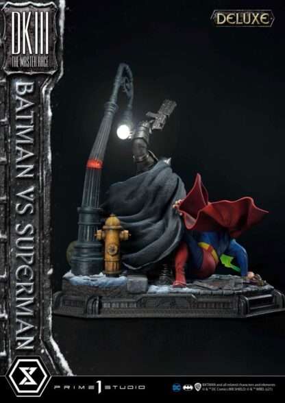 DC Comics Statue Batman Vs. Superman (The Dark Knight Returns) Deluxe Bonus Ver. 110 cm - Beschädigte Verpackung – Bild 3