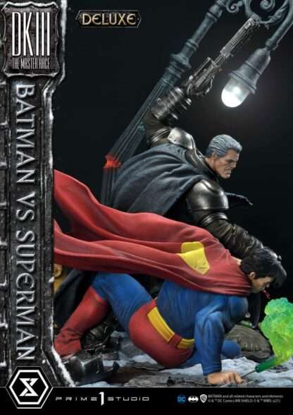 DC Comics Statue Batman Vs. Superman (The Dark Knight Returns) Deluxe Bonus Ver. 110 cm - Beschädigte Verpackung – Bild 8