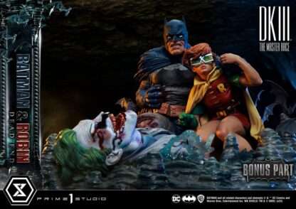 DC Comics Ultimate Premium Masterline Series Statue 1/4 Batman & Robin Dead End Ultimate Bonus Version 61 cm – Bild 3