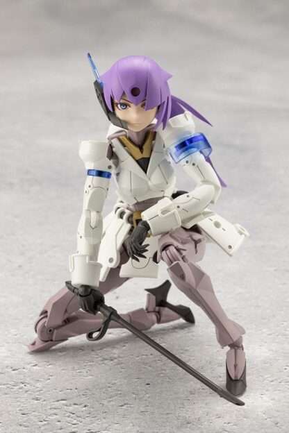 Megalomaria Unlimited Universe Plastic Model Kit Vanguard Leader 16 cm – Bild 3