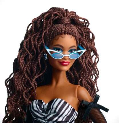 Barbie Signature Puppe 65th Anniversary Brunette – Bild 8
