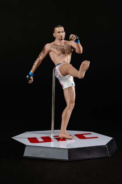 UFC Posed PVC Statue Max Holloway 18 cm – Bild 8