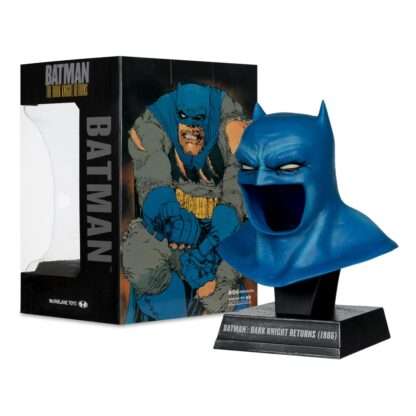 The Dark Knight Returns DC Direct Mini-Replik 1/3 Batman Maske 19 cm - Stark beschädigte Verpackung – Bild 3