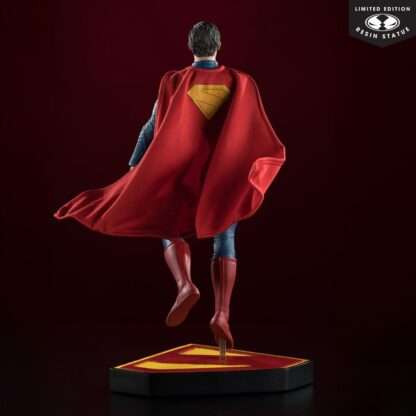 Superman (2025) DC Direct 1/6 Statue Superman 35 cm – Bild 8
