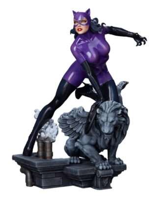 DC Comics Maquette 1/4 Catwoman (Purple Edition) 47 cm