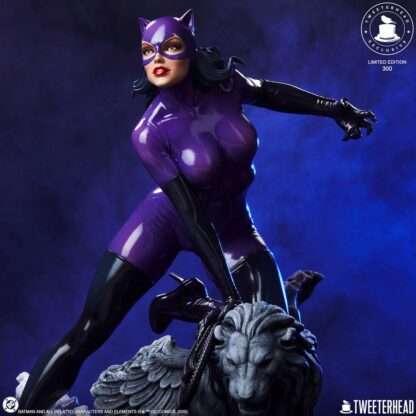 DC Comics Maquette 1/4 Catwoman (Purple Edition) 47 cm – Bild 5