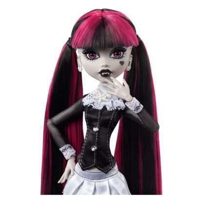 Monster High Reel Drama Puppe Draculaura in Schwarzweiß – Bild 6