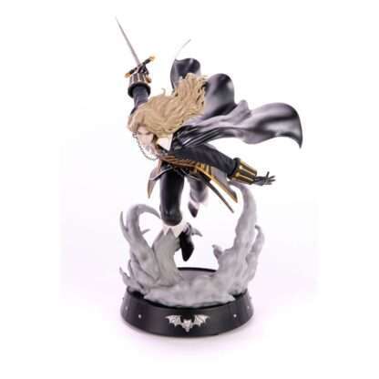 Castlevania Symphony of the Night Statue Dash Attack Alucard 30 cm - Beschädigte Verpackung