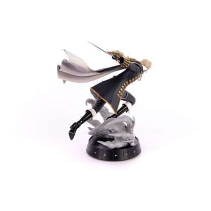 Castlevania Symphony of the Night Statue Dash Attack Alucard 30 cm - Beschädigte Verpackung – Bild 6