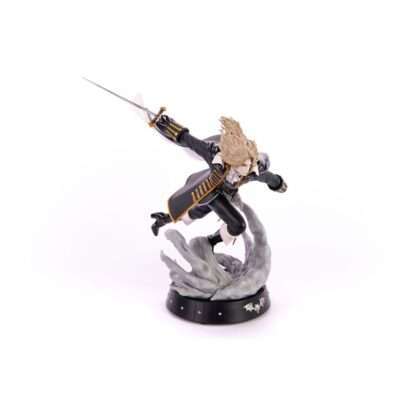 Castlevania Symphony of the Night Statue Dash Attack Alucard 30 cm - Beschädigte Verpackung – Bild 8