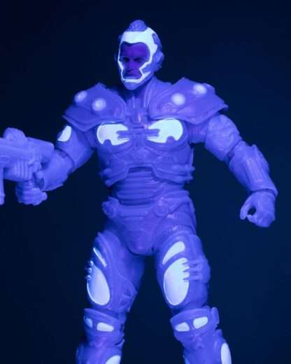Batman & Robin DC Multiverse Actionfigur Mr. Freeze (Black Light Edition) (Gold Label) 18 cm – Bild 7