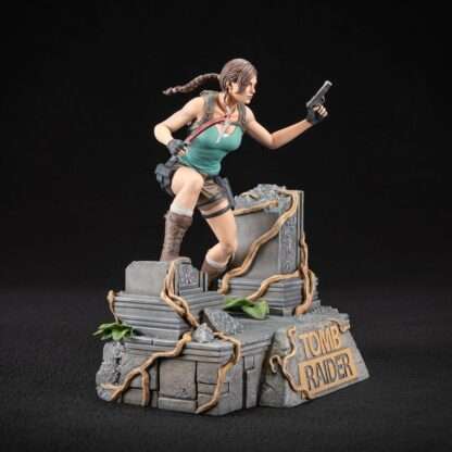 Tomb Raider PVC Statue Lara Croft 24 cm   - Beschädigte Verpackung – Bild 12