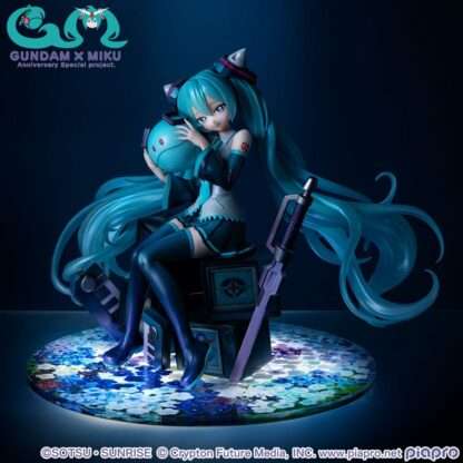 Mobile Suit Gundam x Hatsune Miku Lucrea PVC Statue Hatsune Miku x OO Gundam 45th Anniversary 17 cm – Bild 7