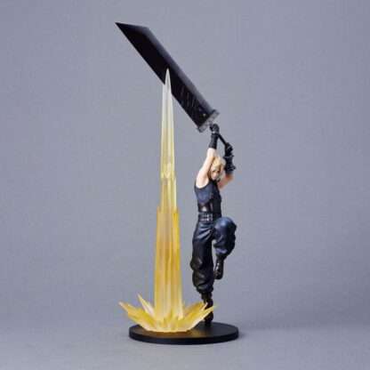Final Fantasy VII Rebirth PVC Statue Cloud Strife 30 cm    - Beschädigte Verpackung