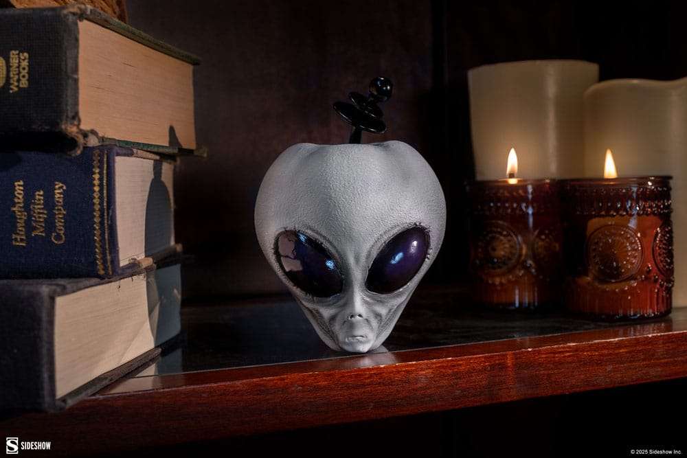 Sideshow Originals Apple Replik Alien Apple 11 cm – Bild 2
