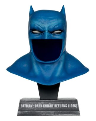 The Dark Knight Returns DC Direct Mini-Replik 1/3 Batman Maske 19 cm - Beschädigte Verpackung