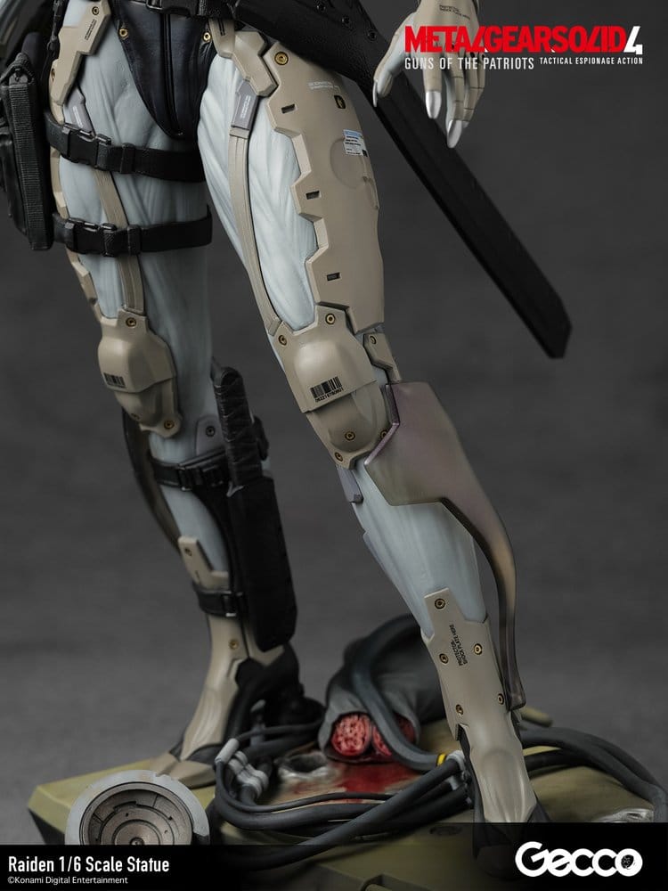 Metal Gear Solid 4 Guns of the Patriots Statue 1/6 Raiden 32 cm – Bild 13