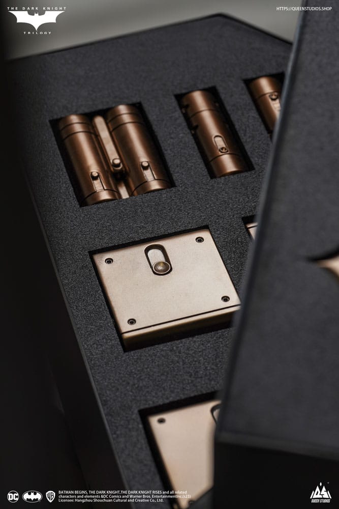 The Dark Knight Life-Size Statue Batman Ultimate Edition 207 cm – Bild 20