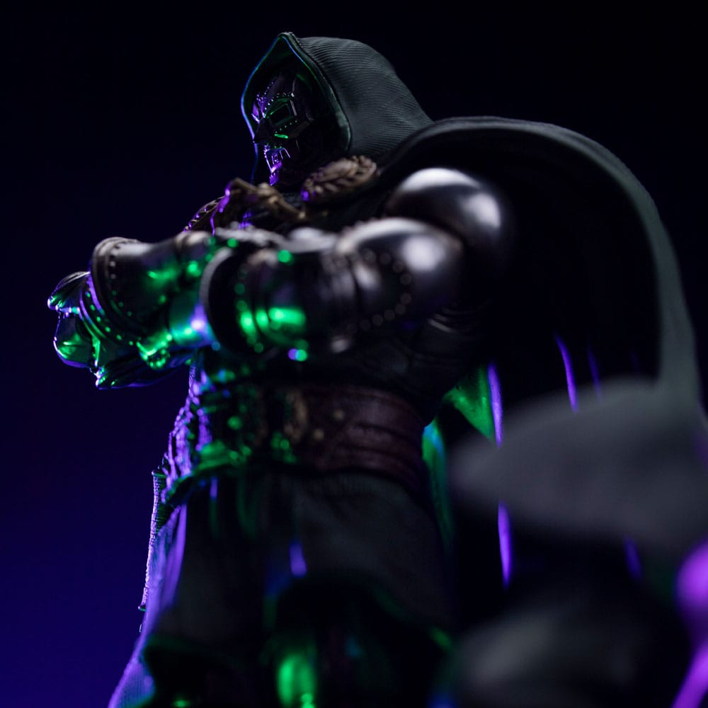 The Infinity Gauntlet Marvel Legends Diorama Art Scale Statue 1/10 Doctor Doom 30 cm – Bild 6