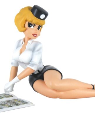 Natacha Resin Statue Pause Lecture 15 cm