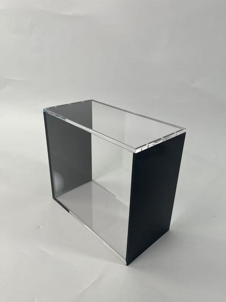 Evoretro Magnetische Acryl Display Case für ETB mit farbigen Seiten - Schwarz – Bild 3