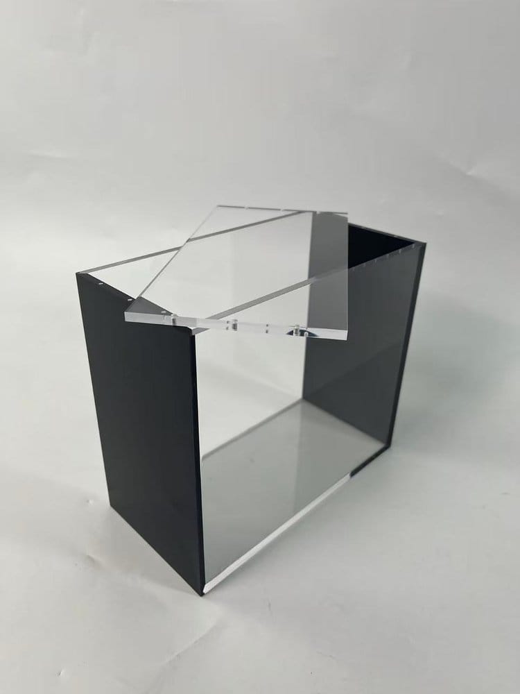 Evoretro Magnetische Acryl Display Case für ETB mit farbigen Seiten - Schwarz – Bild 4