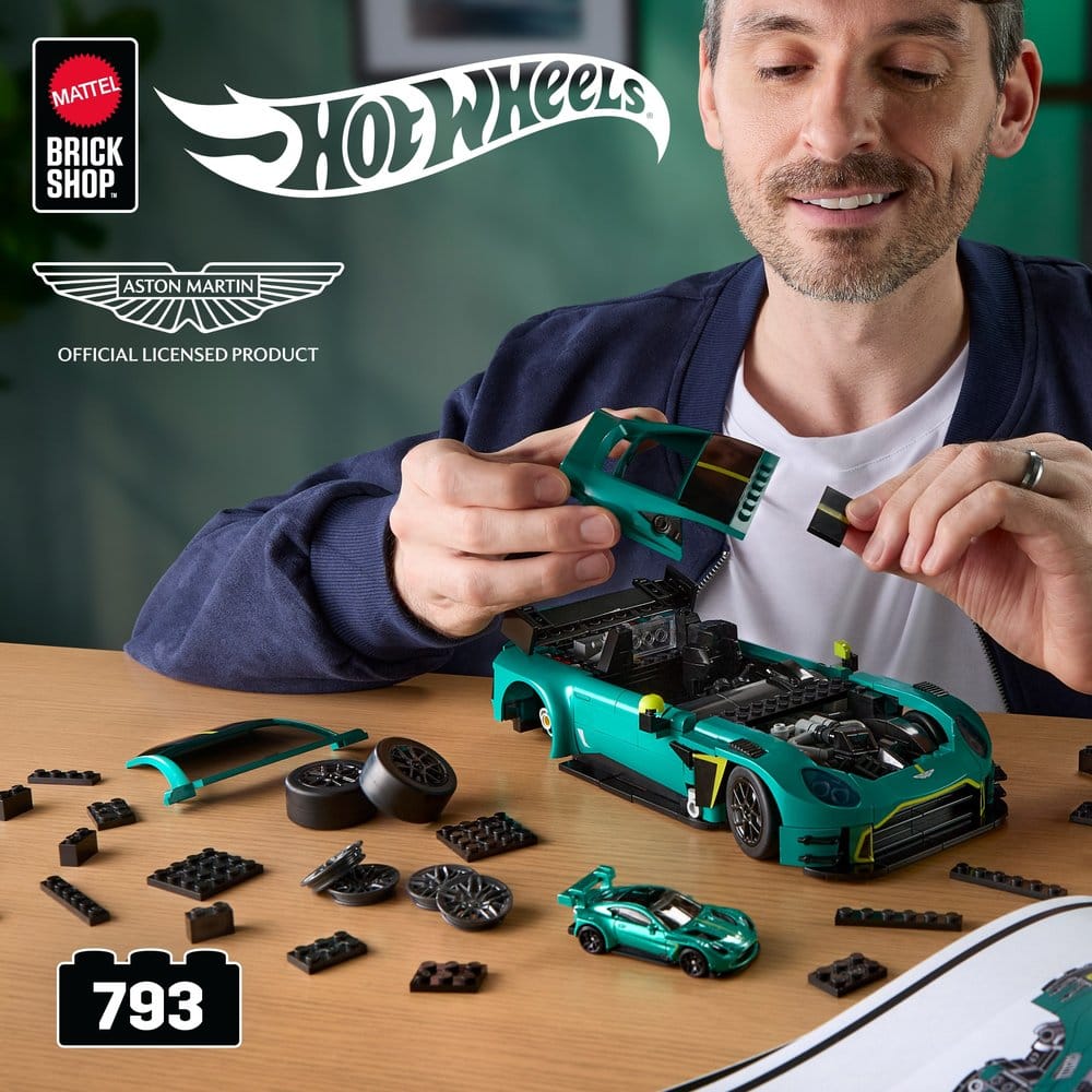 Hot Wheels Elite Mattel Brick Shop Bauset 1/16 '24 Aston Martin Vantage GT3 – Bild 2