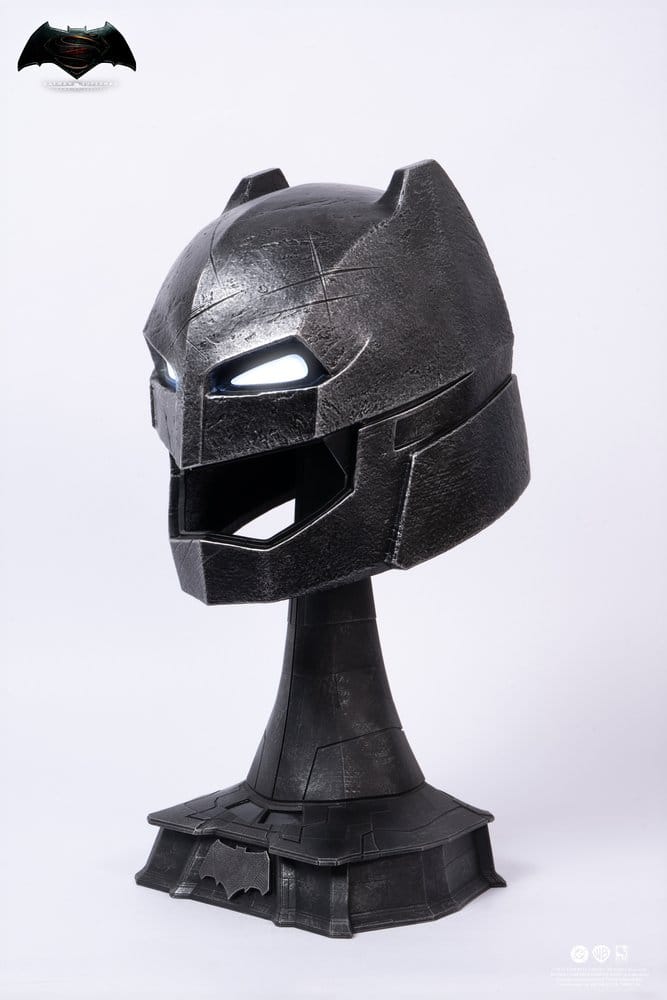 Justice League Replik 1/1 Batman v Superman: Dawn of Justice Armored Batman Helmet 50 cm – Bild 2