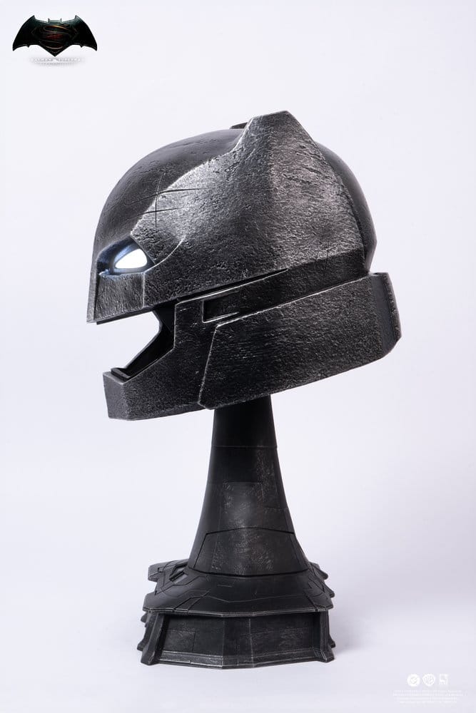 Justice League Replik 1/1 Batman v Superman: Dawn of Justice Armored Batman Helmet 50 cm – Bild 3