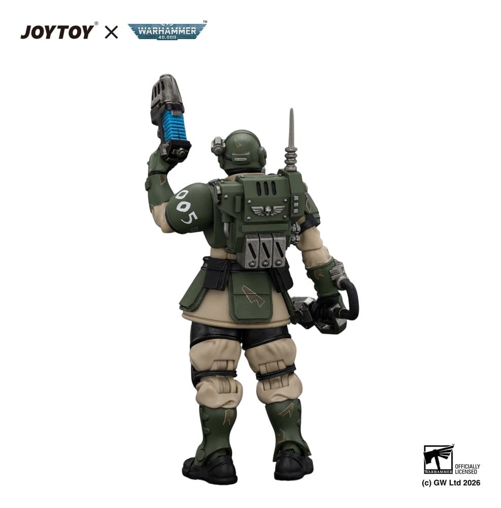 Warhammer Actionfigur Astra Militarum Kasrkin 1 with Chainsword and Plasma Pistol – Bild 2