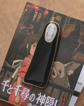 Chihiros Reise ins Zauberland Anstecker No Face